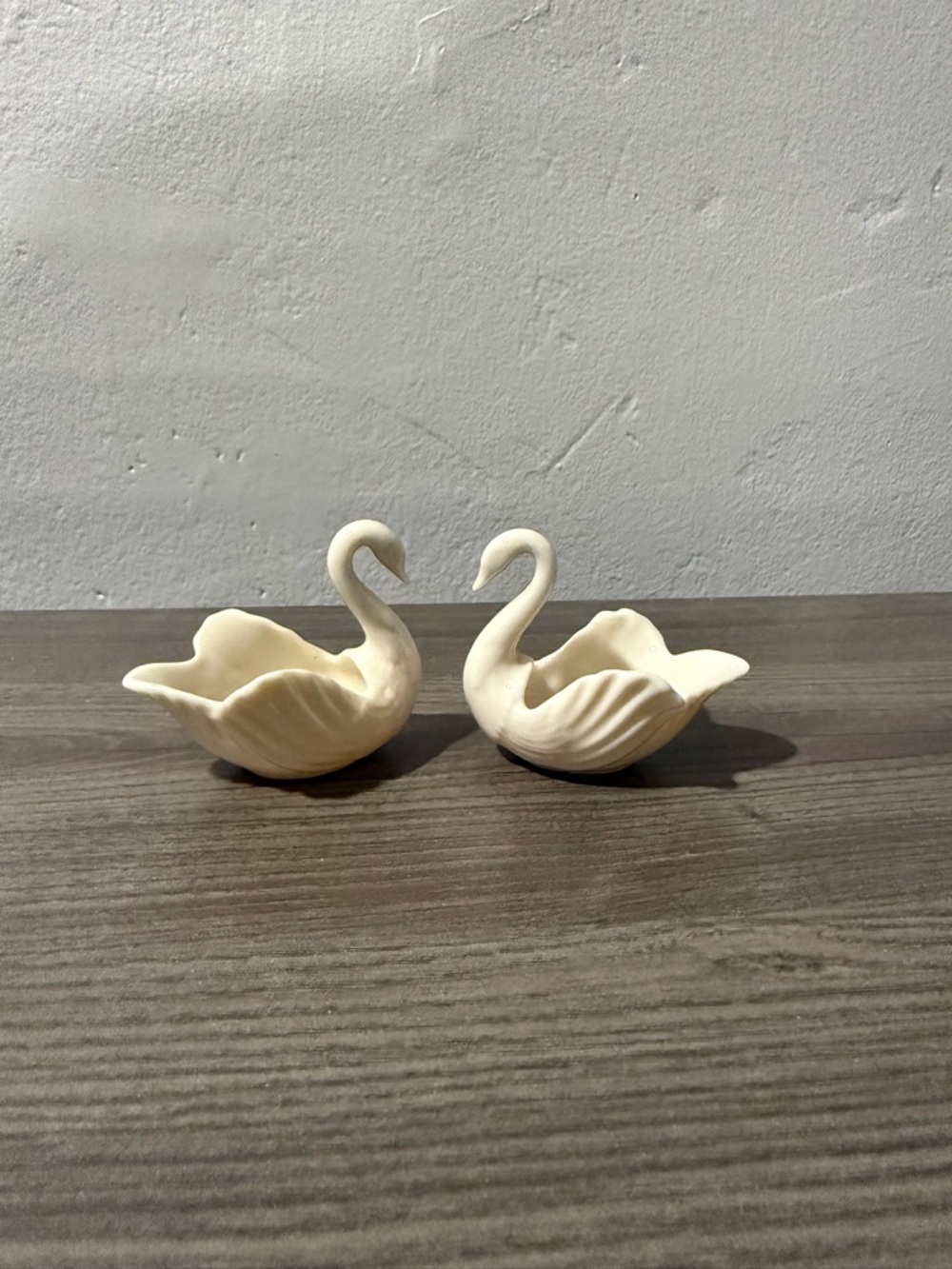 Lenox Swan Pair